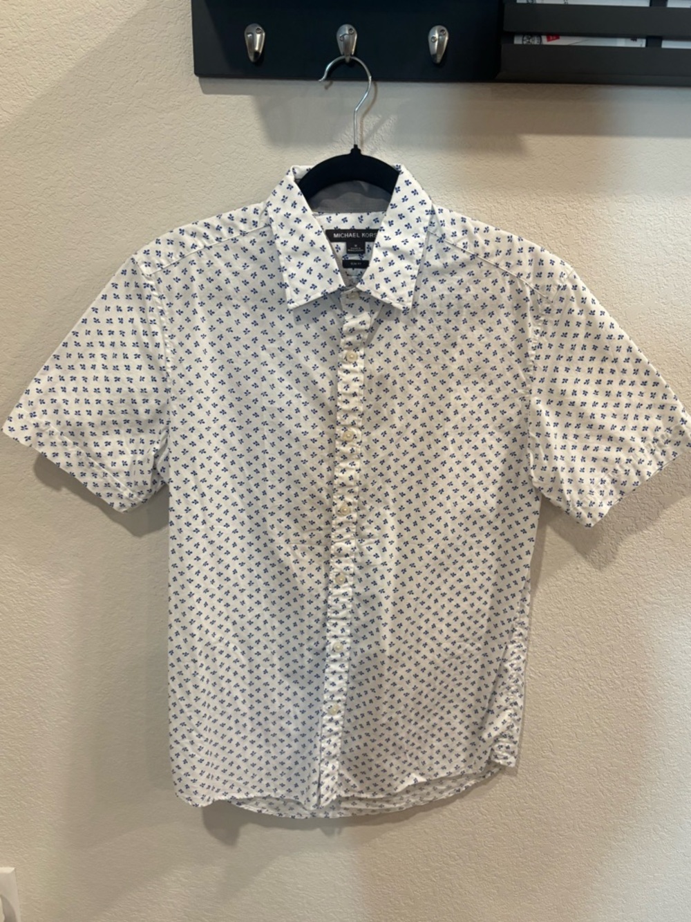 Michael Kors White Short-Sleeve Button-Down Shirt with Blue Micro Motif